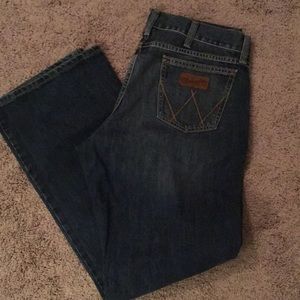 LIKE NEW!! Wrangler relaxed boot men’s Jean 34X32